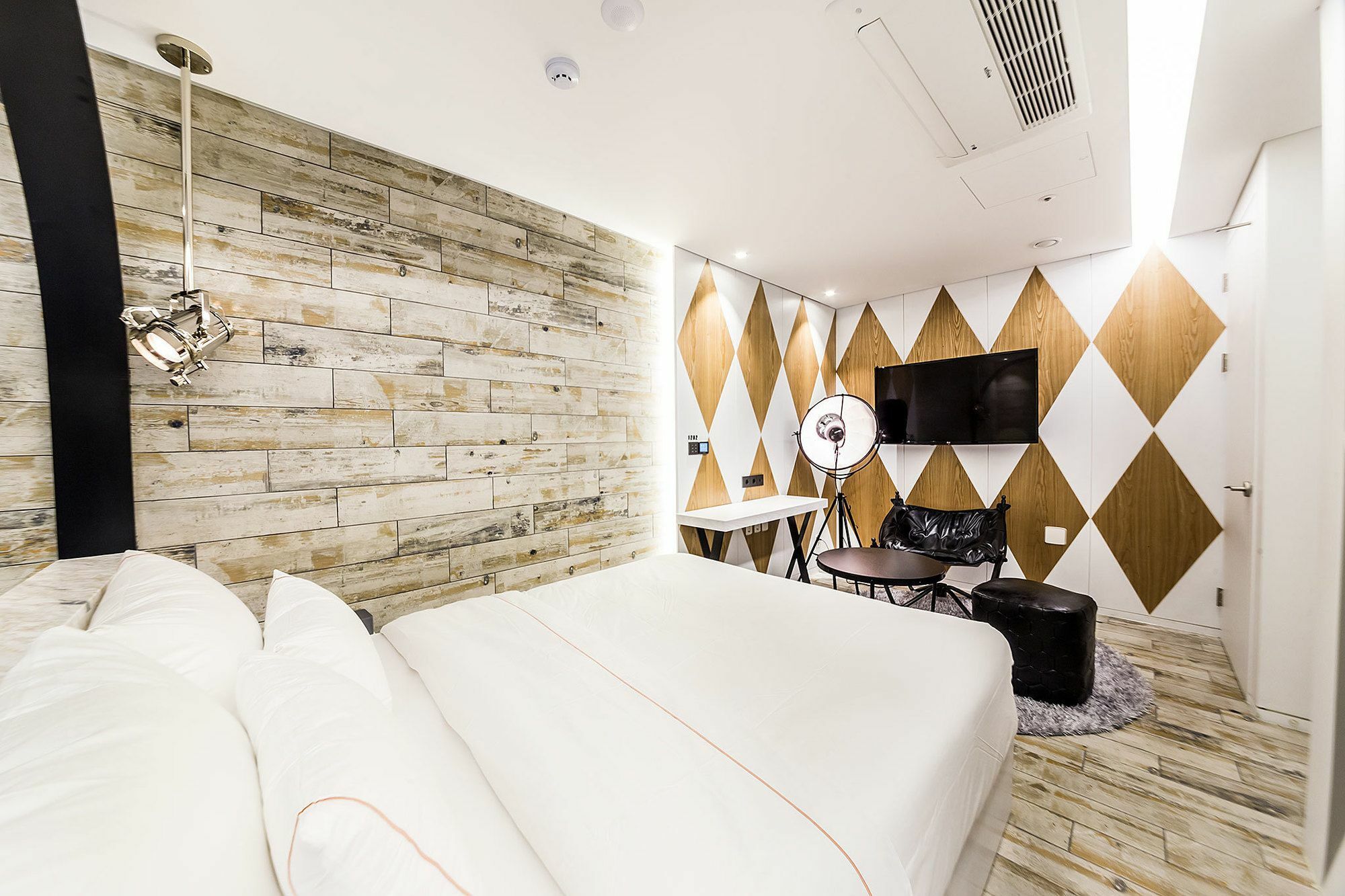 Hotel Forestar Сеул Екстериор снимка